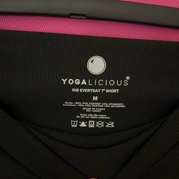 YOGALICIOUS Crossover/Everyday 7” Bike Shorts, NWT - Picture 6 of 7